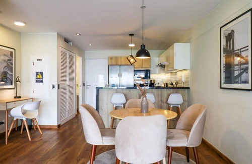 Armendariz Apartamento | w Fascinating 1BR With Balcony in Miraflores