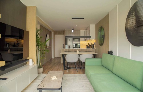 Santa Cruz Apartamento | w Flawless 3BR w Balcony in Miraflores