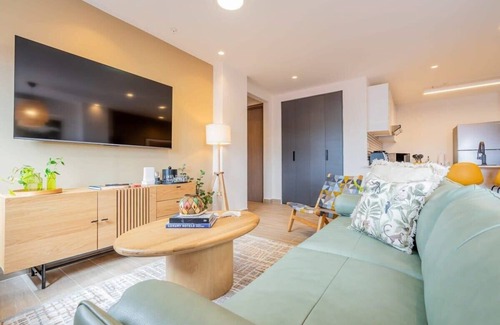 Panama City Apartamento | w* | Luxurious 2BR in Casco Viejo