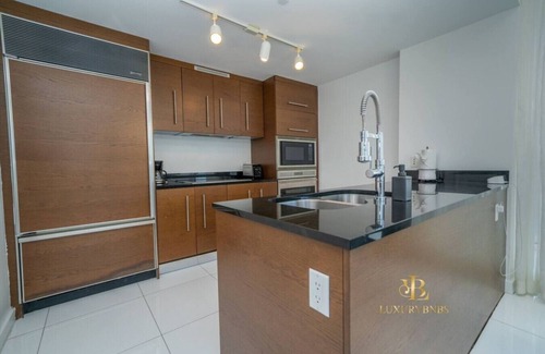 Downtown Miami Apartamento | W Miami - LUXURY condo w/Amazing Views