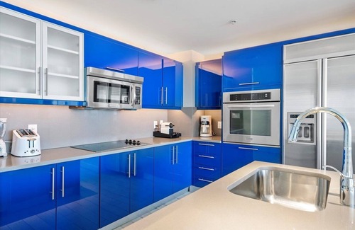 Central Beach Condominio | W Residences 2 Bedroom Suite 2 Condo by RedAwning