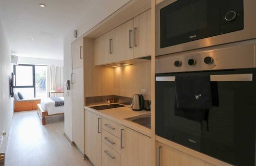 Barranco Apartamento | w*| Spacious Loft w/AC in Barranco