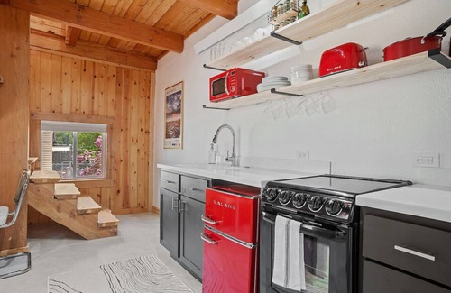 Rapid City Casa | W St. Louis · Guest Suite-Hot Tub-Close to Town