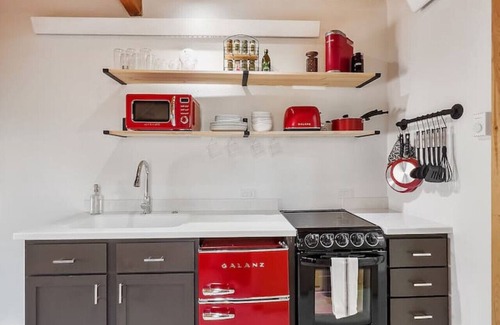 Rapid City Casa | W St. Louis · Guest Suite-Hot Tub-Close to Town