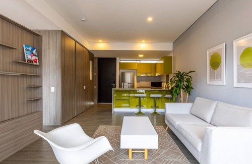 Centro International Apartamento | w* | Stunning Loft with Balcony in Centro