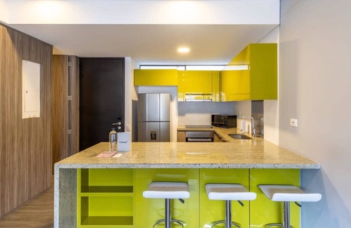 Centro International Apartamento | w* | Stunning Loft with Balcony in Centro