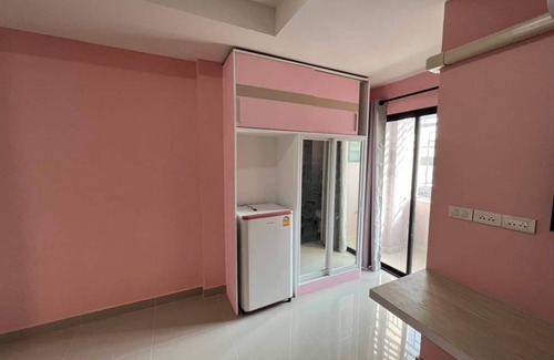 Phetchaburi Apartamento | W-town Apartments