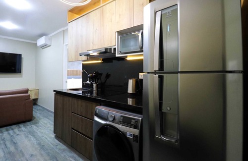 Chacarilla-Santa Cruz Apartamento | w* | Tranquil 1BR w/AC in San Isidro
