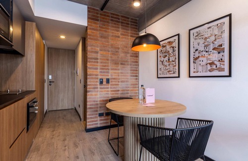 Barrios Unidos Apartamento | w* | Unique loft in Parque Virrey