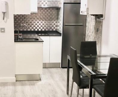 Leon Apartamento | W W W GoyaHospitales es Bajo B