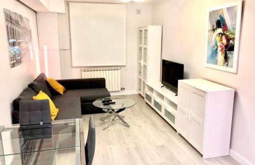Leon Apartamento | W W W GoyaHospitales es Bajo B