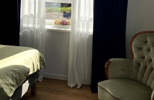 Winsen Apartamento | App02-Apartamento-Superior-Baño Privado-Vista al Jardín