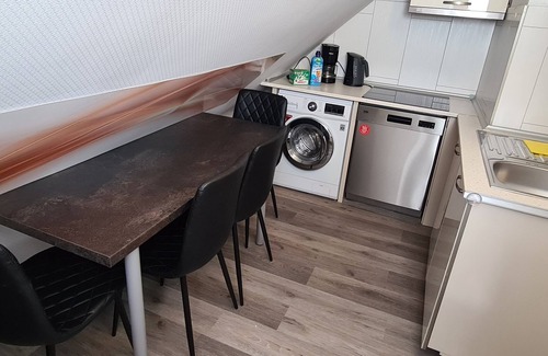 Hullhorst Apartamento | W3, Ferienwohnung mit Klimaanlage 42qm