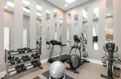 Reunion Casa | W400J - Luxury Modern Mansion with Basketball Court at Reunion