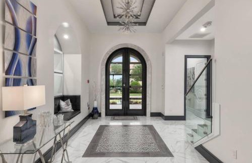 Reunion Casa | W400J - Luxury Modern Mansion with Basketball Court at Reunion