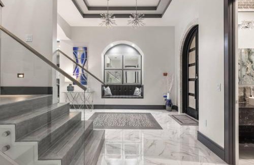 Reunion Casa | W400J - Luxury Modern Mansion with Basketball Court at Reunion