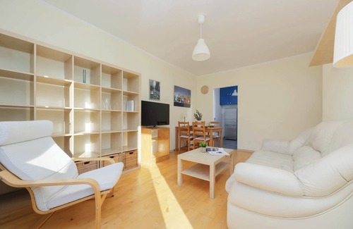Muranow Apartamento | Wałowa 4 | Apartment with Balcony | Downtown