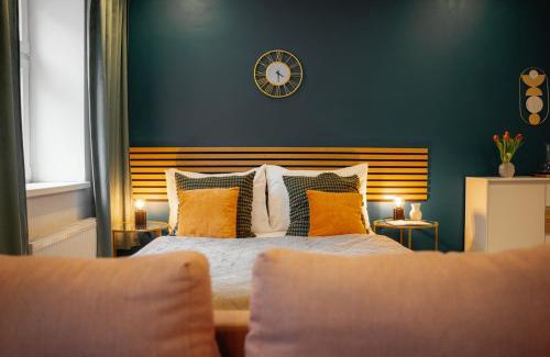 Nusle Apartamento | WagnerStays 2BD Suites City Center Residence