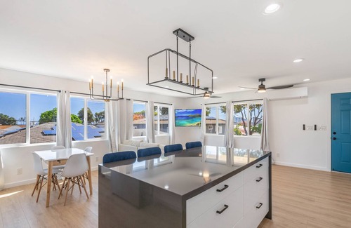 Kaimuki Casa | Waikiki and Diamond Head Views with Modern 3Bed/2Bath