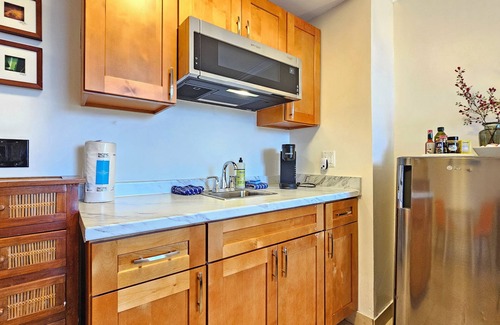 Diamond Head - Kapahulu - St. Louis Hotel | WAIKIKI GRAND HOTEL® 416 Surfing adventure Ste in Waikiki 2min to Queens Beach🏝