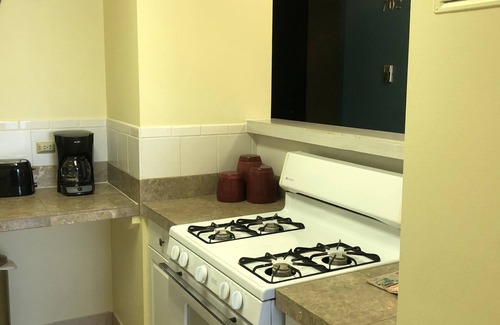 Waikiki Apartamento | ~ Waikiki ~ $ MEJOR VALOR $ ~ 1 dormitorios ~ Totalmente amueblado ~ Bloques a la playa ~
