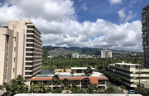 Waikiki Apartamento | ~Waikiki~ LOWEST RATES IN AREA ~ 1 Bedroom ~ Fully Furn ~ Blocks to Beach ~