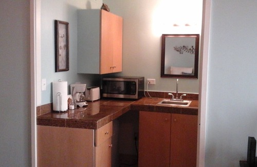 Waikiki Apartamento | ~ Waikiki ~ $ MEJOR VALOR $ ~ Estudios ~ Fully Furn ~ Blocks to Beach ~