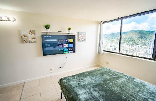 Waikiki Apartamento | Waikiki Seaside Monarch Paradise Hotel Room Greenery Mountain View