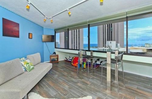 Waikiki Apartamento | Waikiki Studio Steps to Beach-Mall Free Parking-WiFi