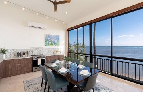 Waialae Iki Ridge Casa | Wailupe Seaside 6BR by Gather: Beachfront w/ Luxury Guest House