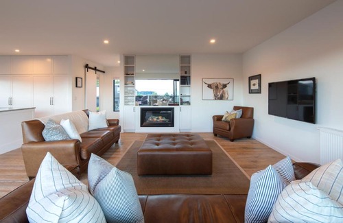 Wanaka Villa | Waimaori Views
