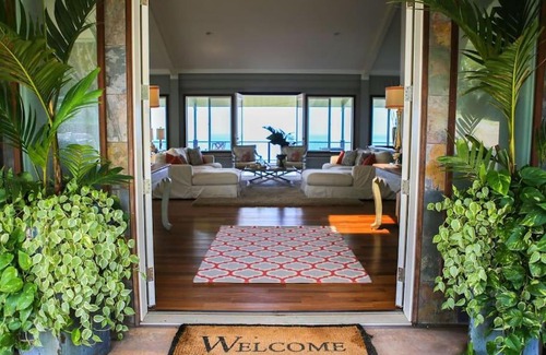 Pupukea Casa | Waimea Bay Luxury Estate Views & Hot Tub