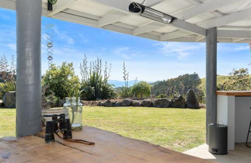 Matapouri Casa | Waitorupai Retreat 1 - Sandy Bay Holiday Home