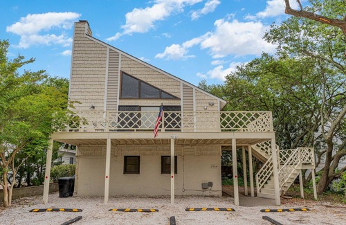 Northeast Virginia Beach Casa | Wake Forest Bungalow