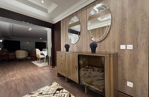 Al-Basatin Apartamento | “Wake up to Nile views and live the luxe life in Lovely 3-bedroom -with AC”