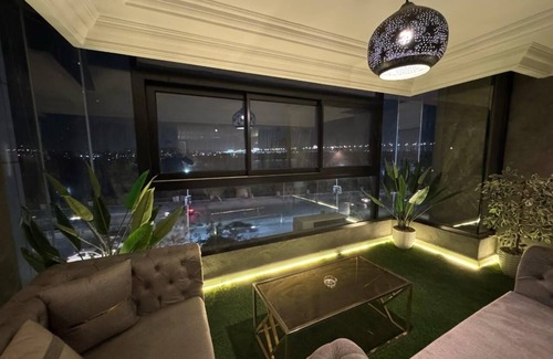 Al-Basatin Apartamento | “Wake up to Nile views and live the luxe life in Lovely 3-bedroom -with AC”