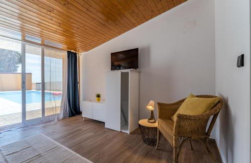 Angeiras Apartamento | Wake up with the Sea Breeze- House with pool AP2