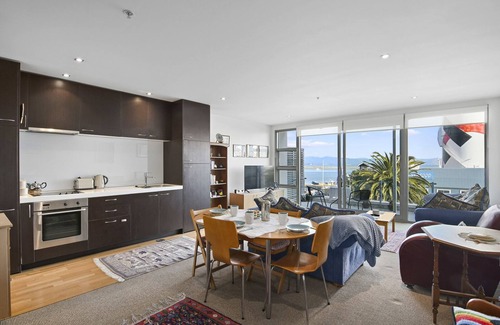 Nelson Cabaña | Wakefield Wonder - Nelson Holiday Apartment