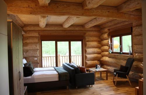 Neuhutten Apartamento | Waldzeit Lodge - Ferienwohnung Hase