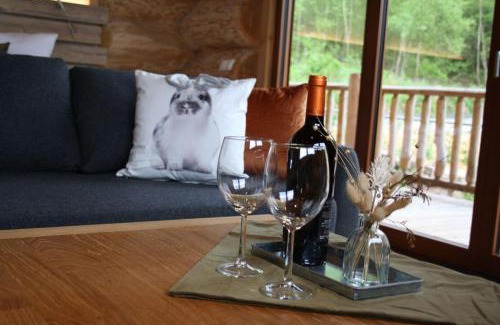 Neuhutten Apartamento | Waldzeit Lodge - Ferienwohnung Hase