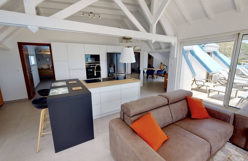 Grand Case Apartamento | Walee Beach Penthouse 2 br top roof in Grand Case Beach, pool, free parking