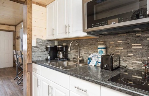 Gatlinburg Condominio | Walk 2 Downtown Gatlinburg/Awesome Mountain Views