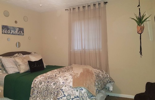 Murfreesboro Apartamento | Walk 2 MTSU almohadilla encantadora y acogedora