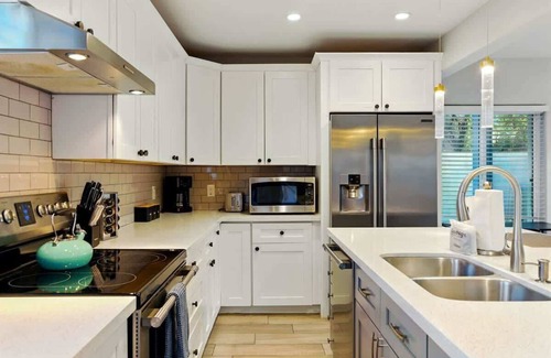 South Scottsdale Casa | Walk 2 Old Town| Sparkling Pool | Fire Pit | Oasis