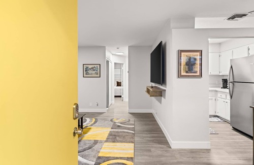 Downtown Las Vegas Apartamento | Walk Downtown Las Vegas 875 sf 2BR/1BA Fremont Arts District & 8Min to The Strip