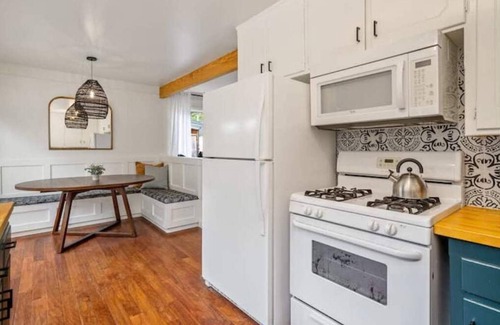 San Luis Obispo Cabaña | Walk downtown! Spa Tub+Bikes+Grill | CalPoly+Beach