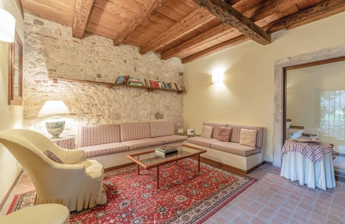 Castelgomberto Apartamento | Alojamiento de 2 habitaciones en Castelgomberto -VI-