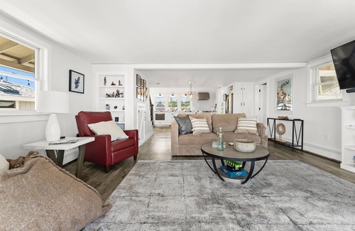 Scituate Casa | BOOK NOW! Walk on beach! Amazing views! Location!