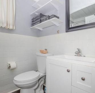 Melrose Apartamento | Walk to 12 South, 7 min to downtown, Free Parking!