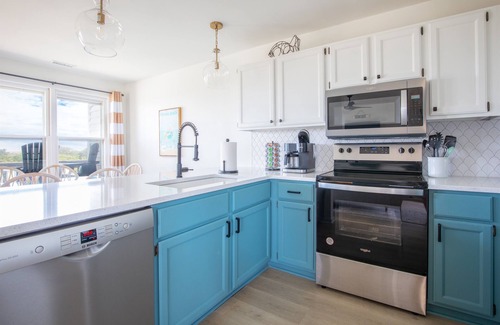 Topsail Beach Casa | Serenity Point Ocean View~King Master~TWO Beaches!